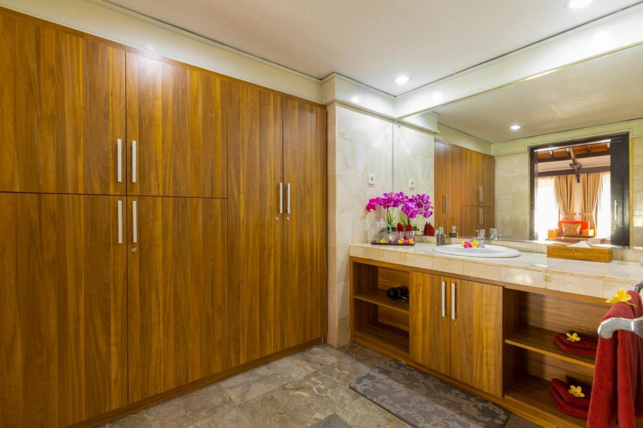 Villa Kibbi เซมินยัค ภายนอก รูปภาพ