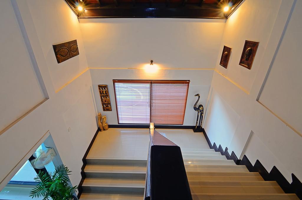 Villa Kibbi เซมินยัค ภายนอก รูปภาพ